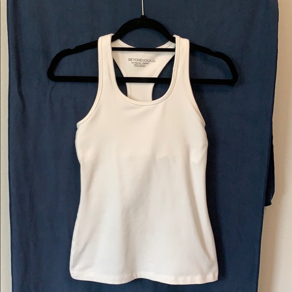 BEYOND YOGA TOP - White
